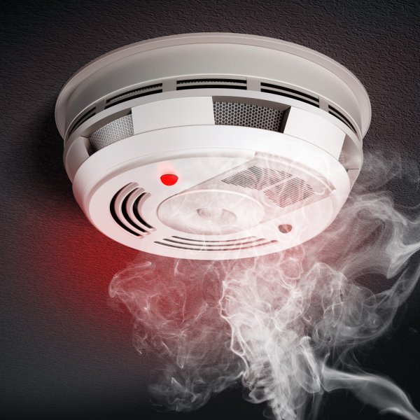 depositphotos_64015179-stock-photo-smoke-detector Paragraphe1_visuel1